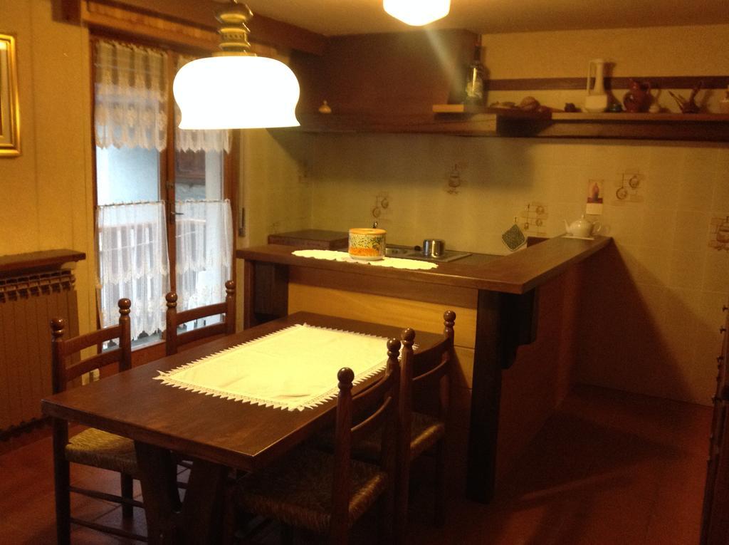 Albergo Castello Da Bonino Champorcher Rom bilde