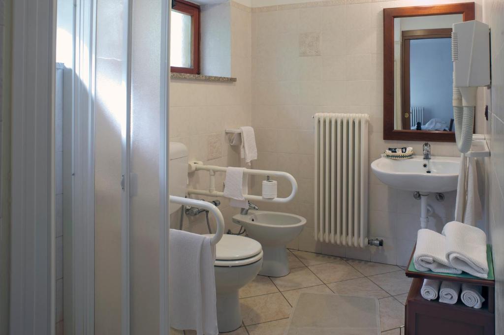 Albergo Castello Da Bonino Champorcher Eksteriør bilde